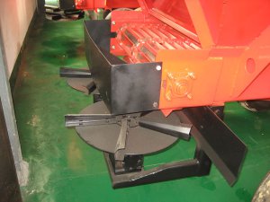 Tractor Fertilizer Spreader